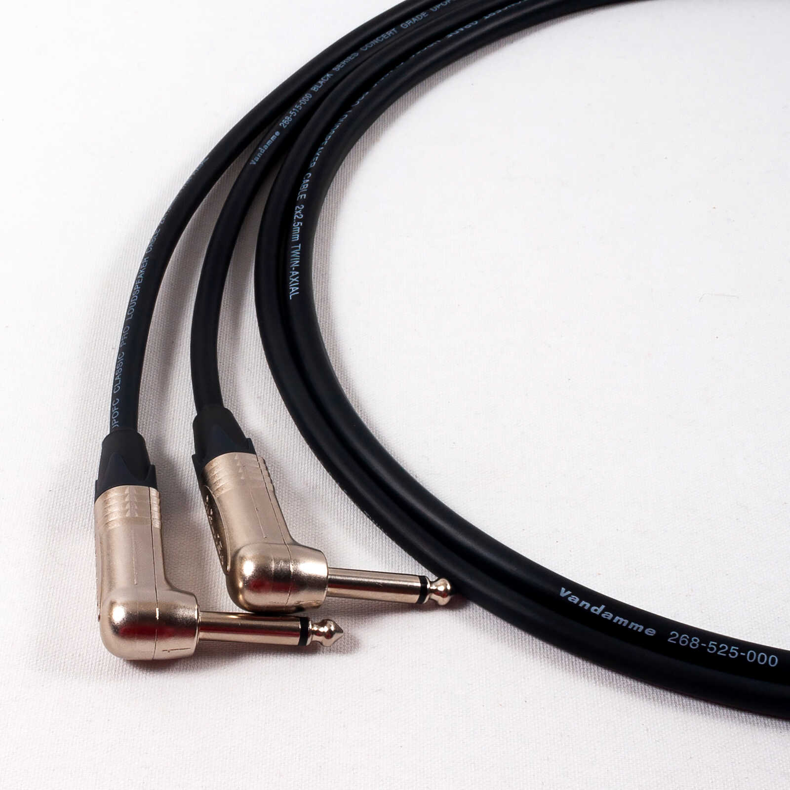 TOURING Angled Jack to Jack Speaker Lead. Black Van Damme Cable