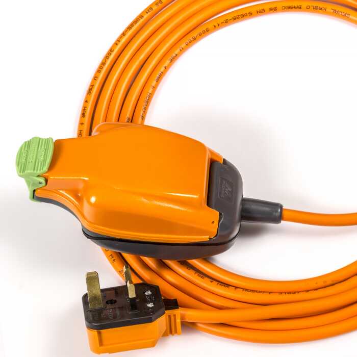WeatherProof Orange Garden & Camping Power-Flex. UK Plug to 1G IP54 Socket 13amp