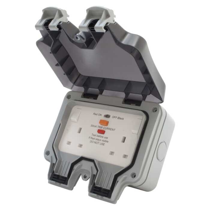 Outdoor socket sales with rcd