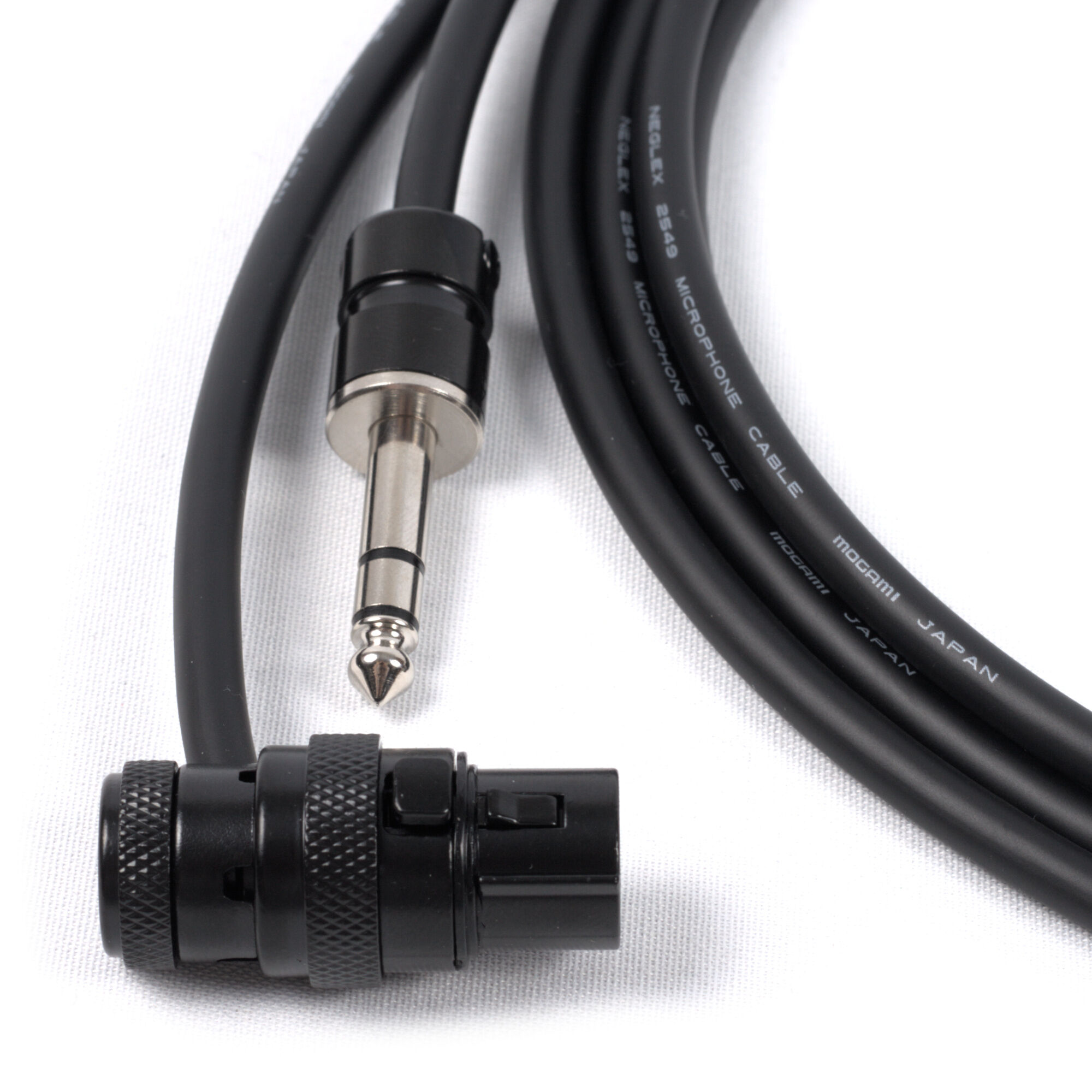 Low Profile Female XLR to TRS Lead. Squareplug. Mogami 2549
