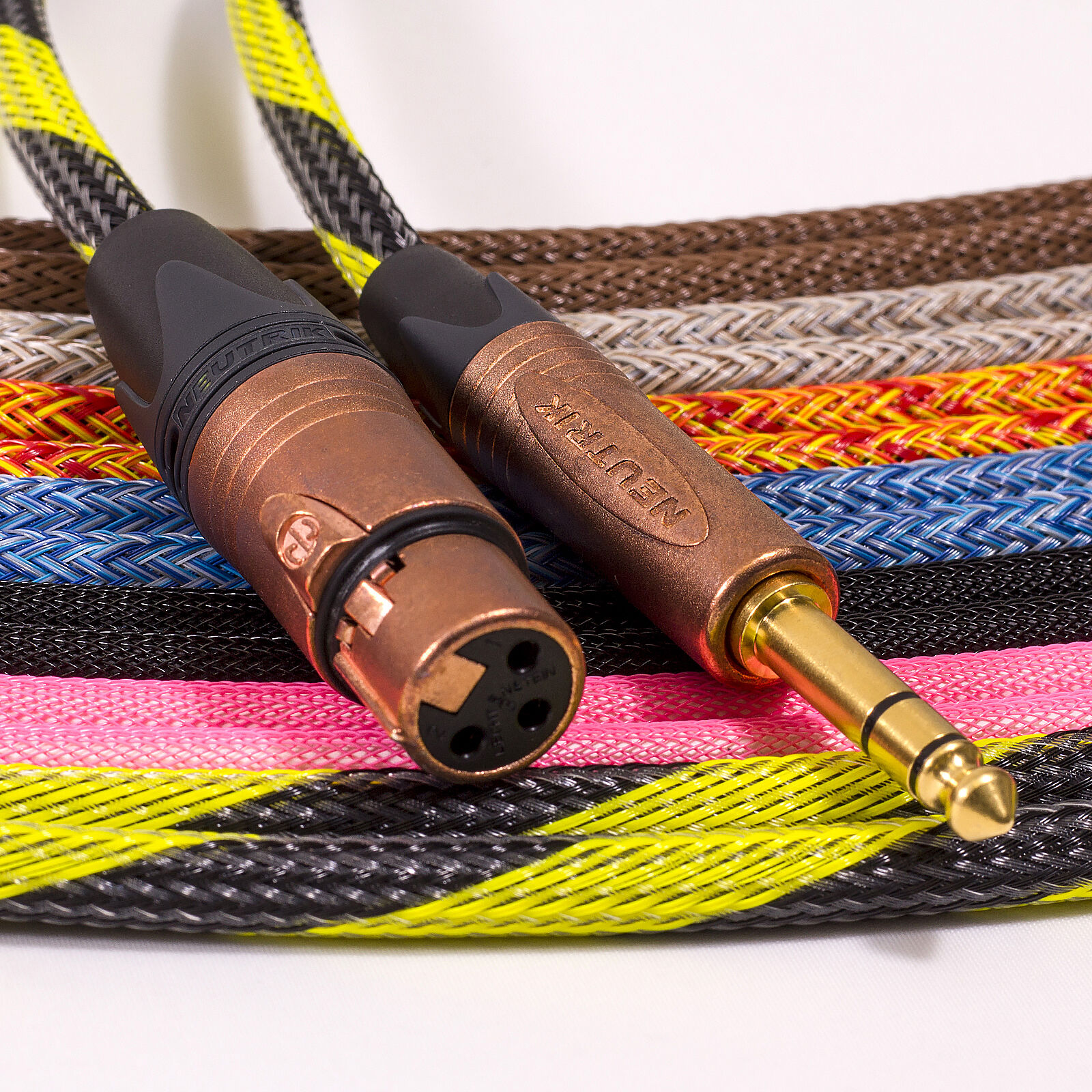 Mogami 2534 Female XLR to TRS Jack Lead. Black Braided. Neutrik Gold