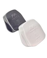 Standard plug tops from Masterplug, available in black and white. These come fitted as standard with 13amp fuses. The pins are sleeved and are extruded from solid brass with brass slotted head terminals. The plug allows for a maximum cable conductor size 